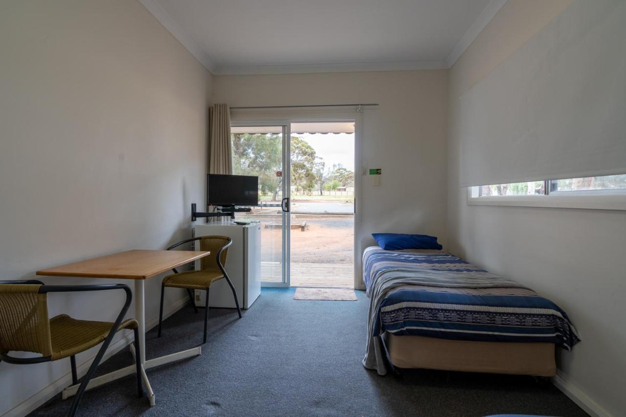 Great Western Motel 诺斯曼 外观 照片